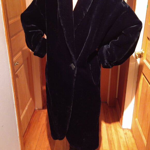 Donnybrook Faux Fur plush black long coat - Picture 1 of 5